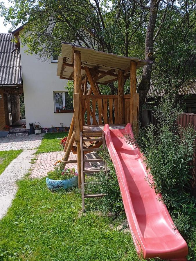 У Дядька Guest House Pilipets Exterior photo